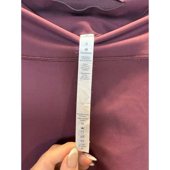 Lululemon Women's LW6AHJSZ Size 6 Purple In Movement Crop *Everlux 19" Leggings - Picture 9 of 12